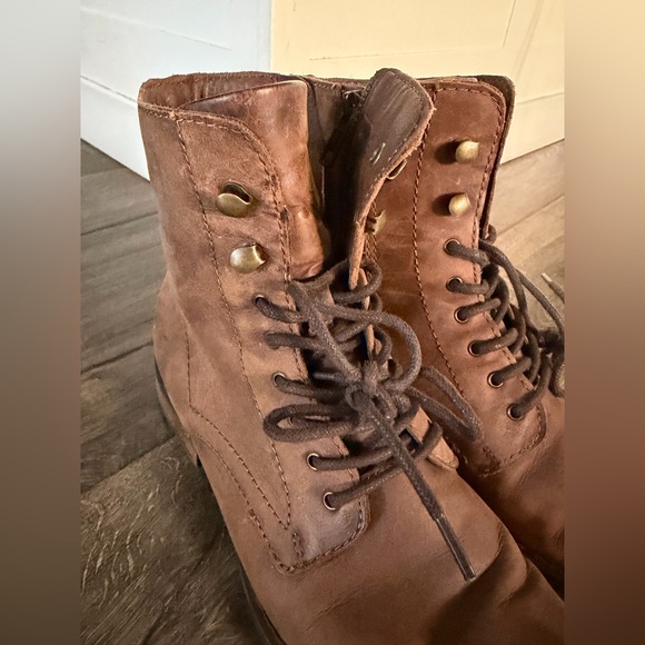 Born Boreen Boots Women's Size 8.5 Brown Leather Rustic Lace Up Combat Boots - Picture 10 of 13